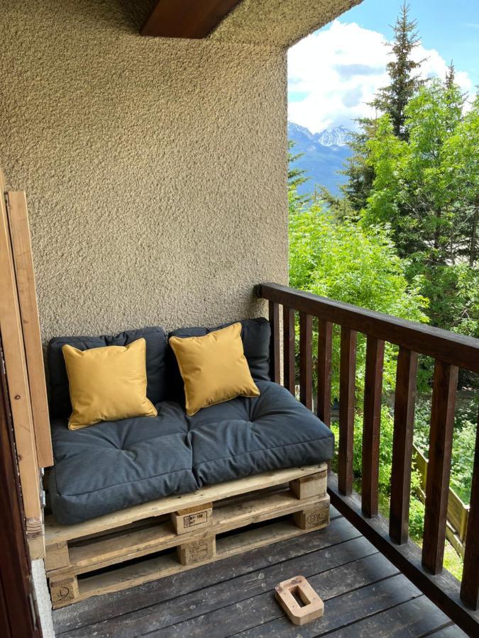 Studio Montagne - Plein Soleil Et Terrasse Briancon  Exterior photo